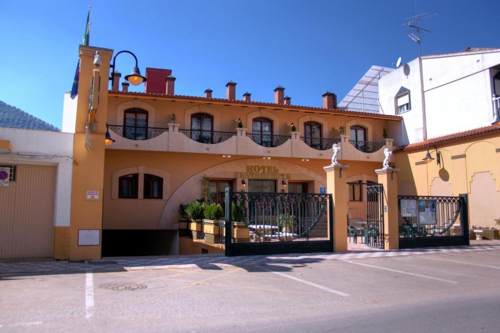 Hotel Avenida Beas de Segura Exterior foto